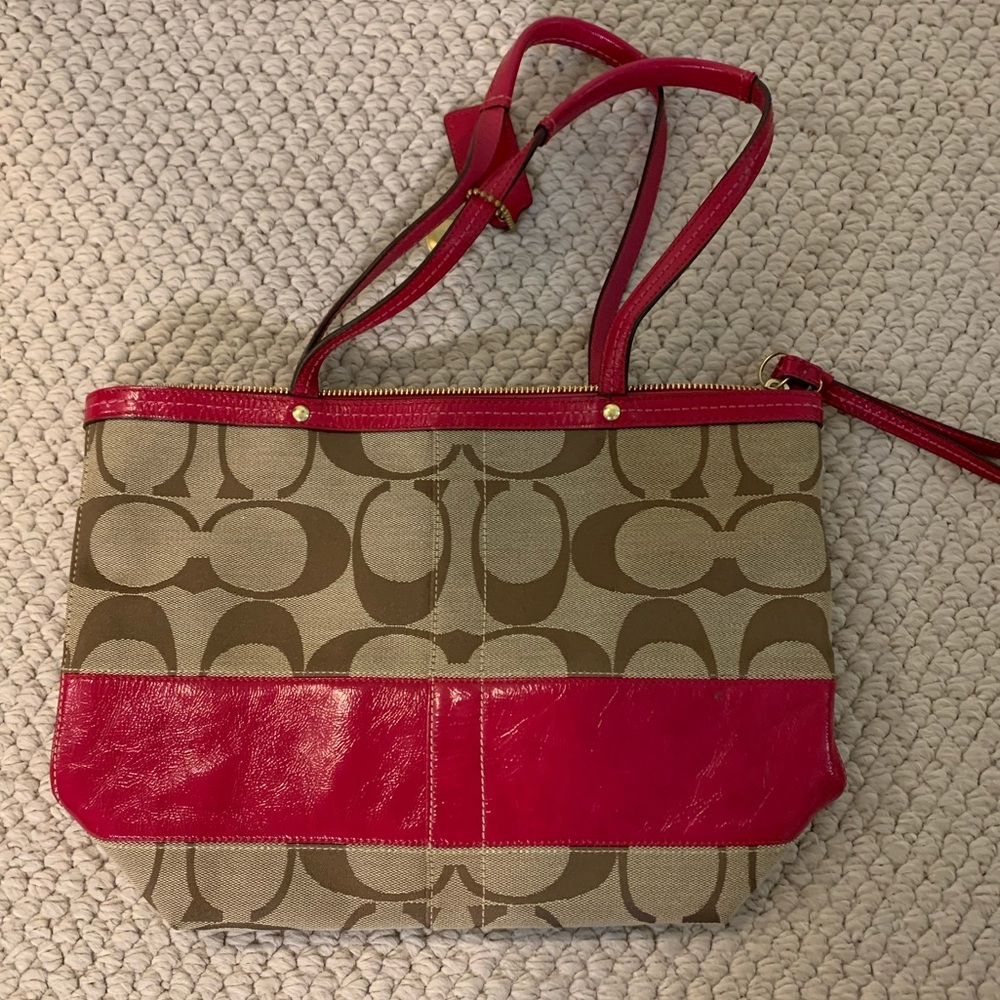 Coach Signature Collection Shoulder Bag